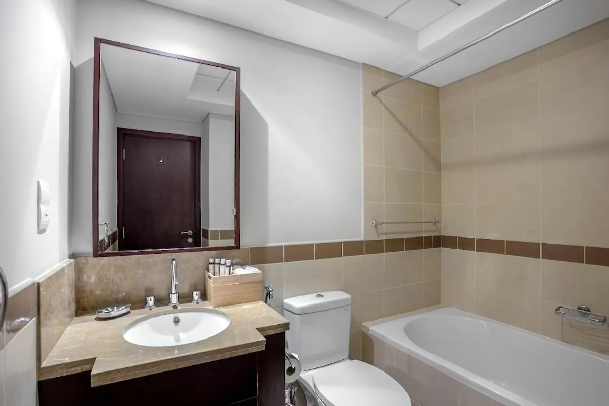 Spacious 1B With Balcony Overlooking City Views Dubai